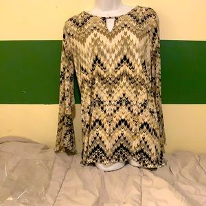 Susan Graver chevron pattern 3/4 flared sleeve blouse Sz medium